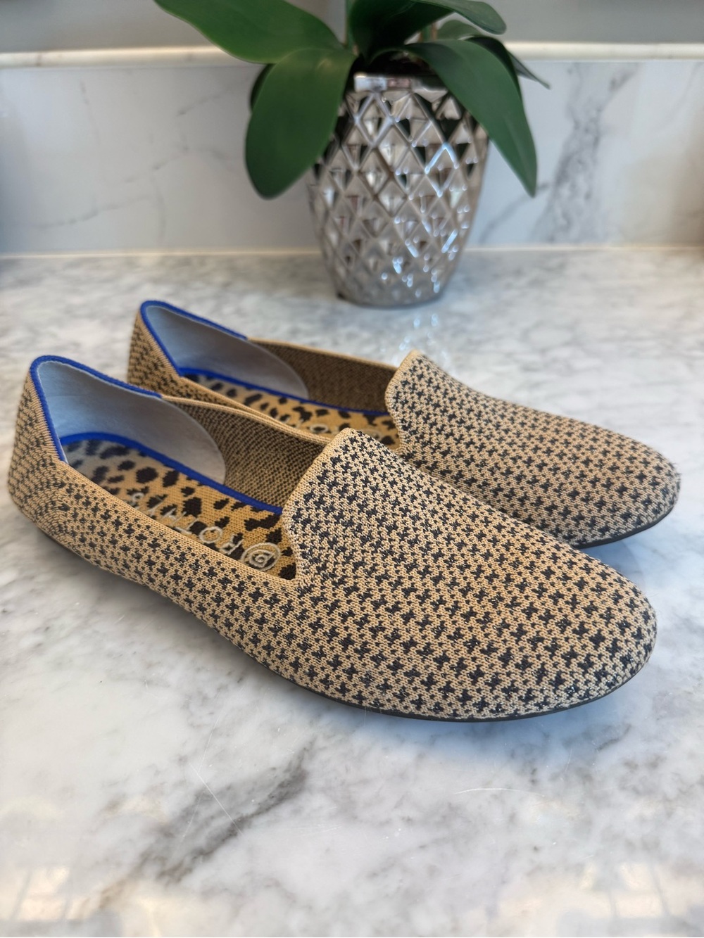 Rothy’s Gold Houndstooth Loafer Tan Black Size 9